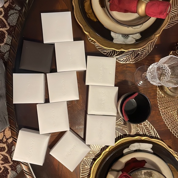 Empty Pandora boxes - Picture 2 of 2